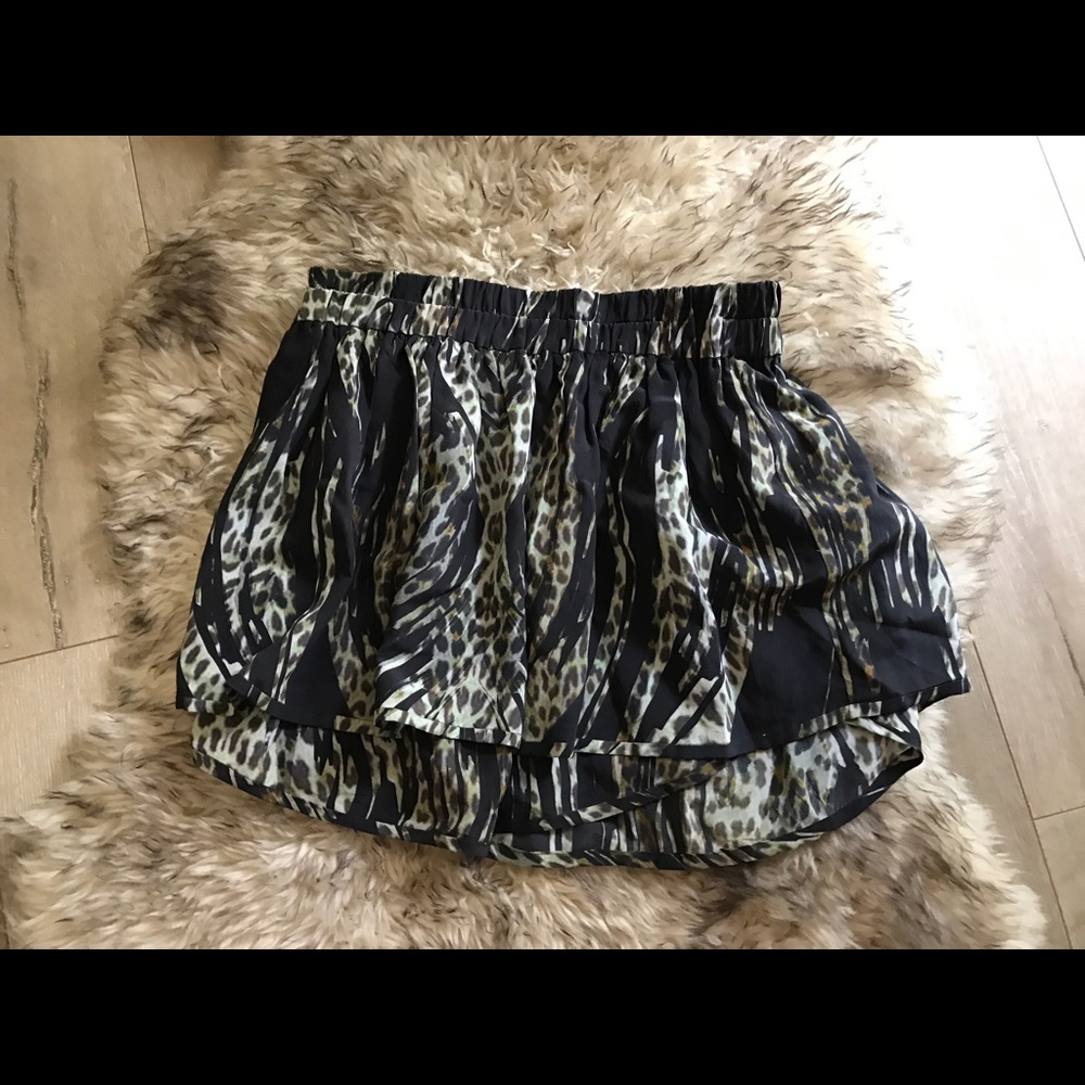 **SOLD Iro Silky Jungle Print Skirt